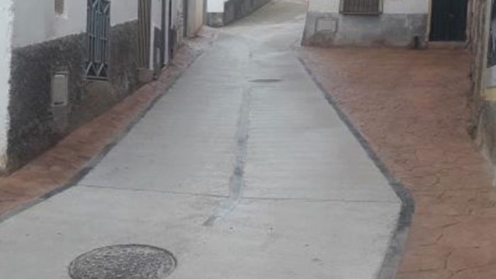 Pavimentación C/ Leotoldo Romero en Tosos